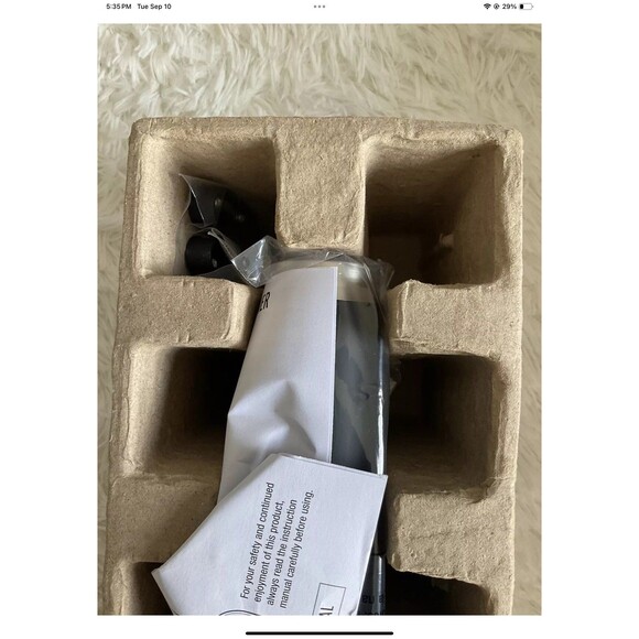 This Sharper Image handheld bottle opener is a must-have for any occasion. With - Picture 4 of 9